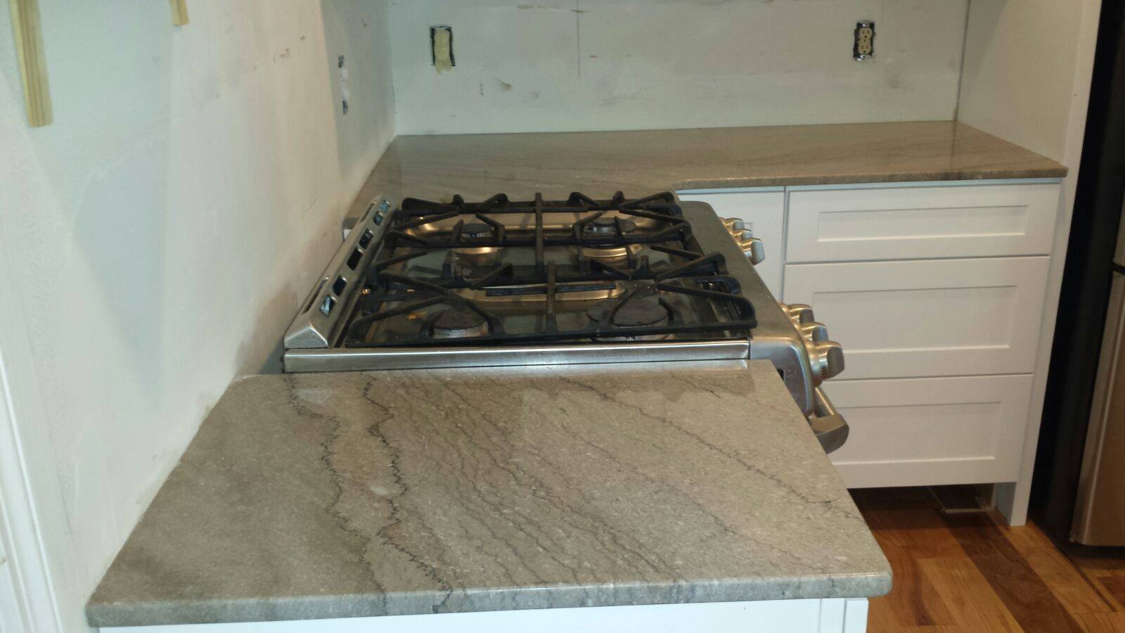 Custom Kitchen Countertops Quartz, Granite & Marble Cincinnati, OH